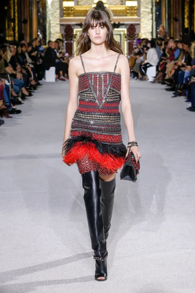 Look 77